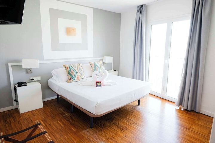 Room 30 of 109