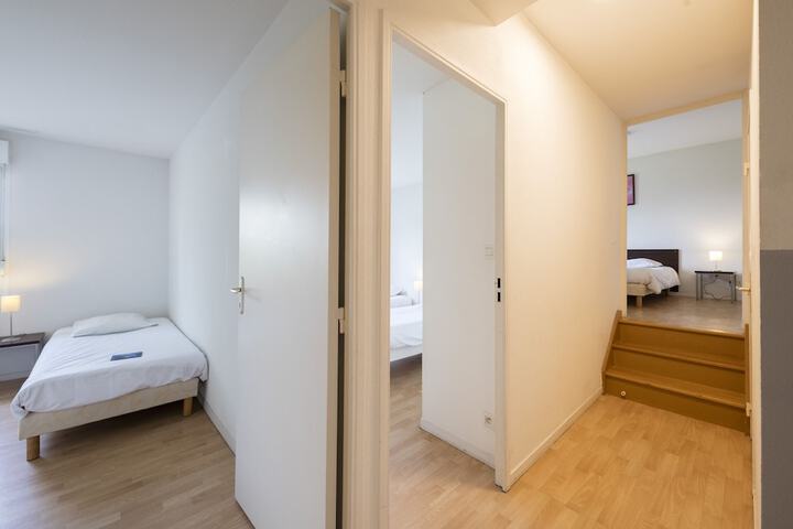 Room 10 of 62