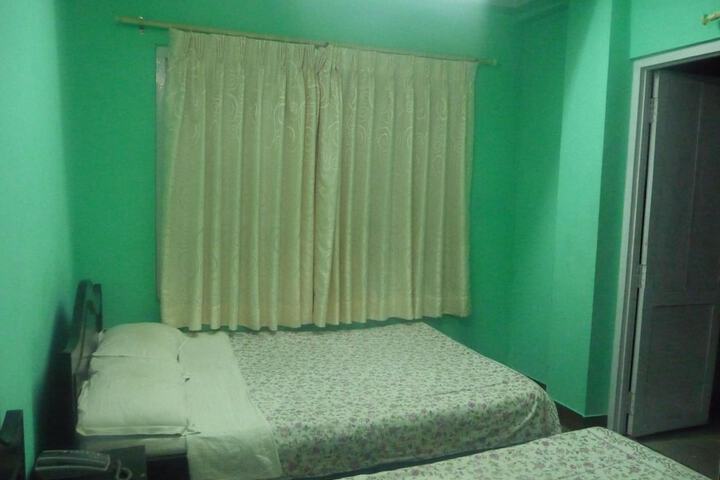 Room 27 of 59
