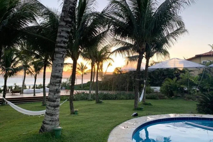 Pool 12 of 19