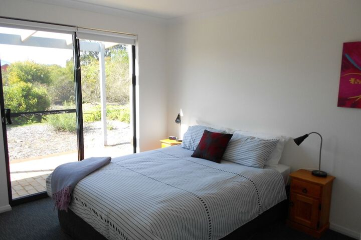 Room 3 of 25