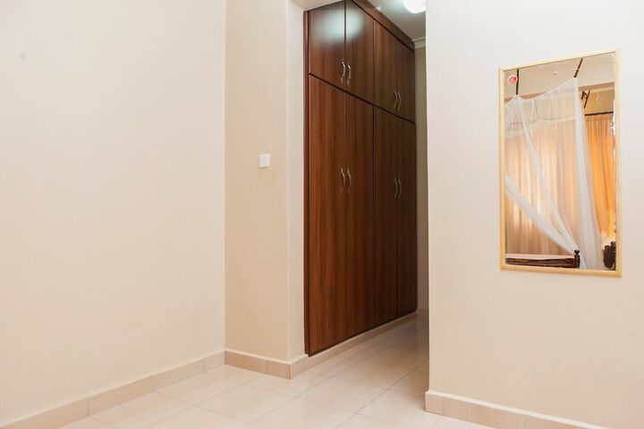 Room 30 of 46