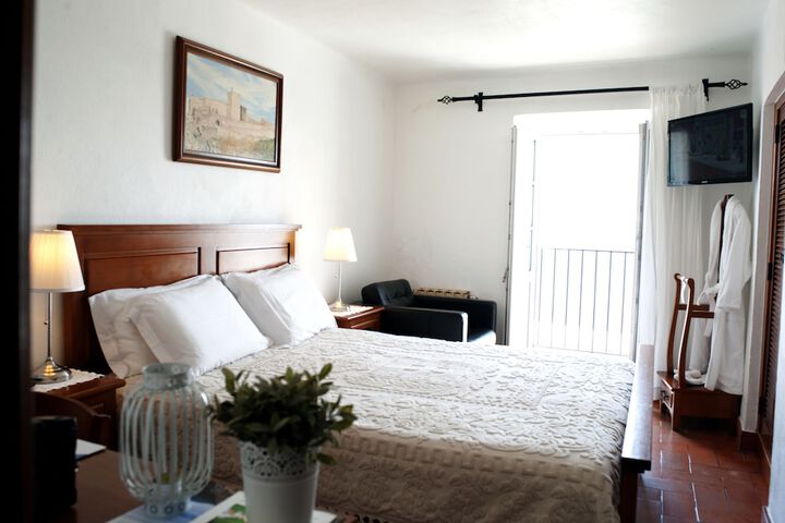 Room 17 of 62