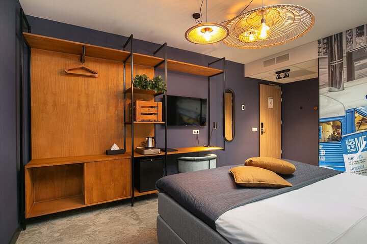 Room 31 of 110