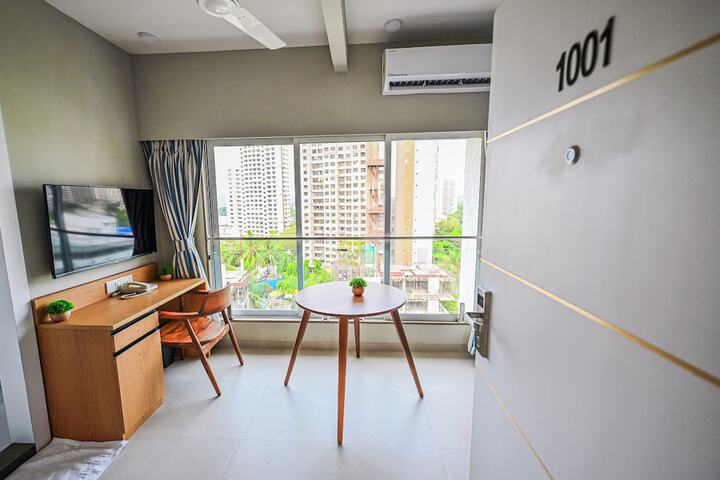 Room 43 of 63