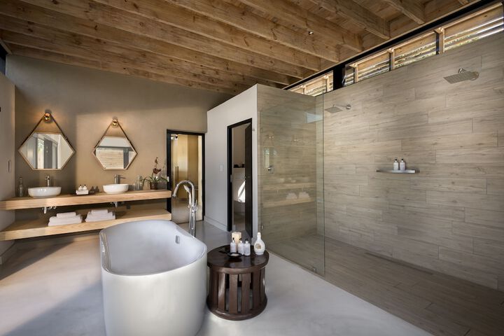 Bath Photo