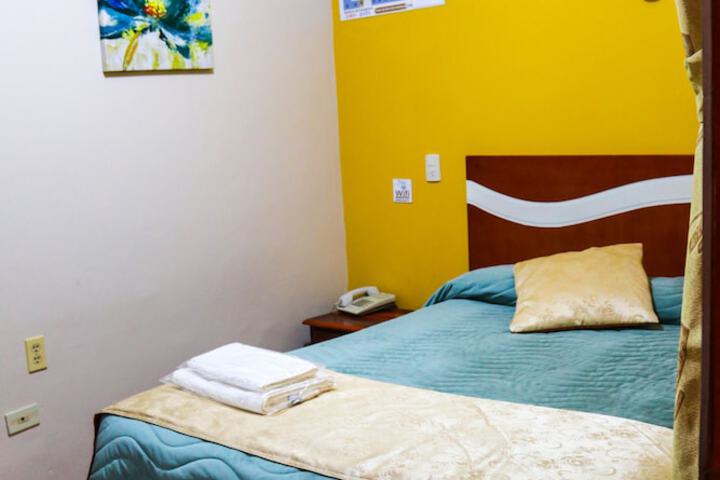 Room 25 of 86