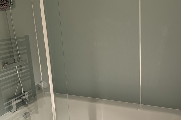 Room 14 of 19