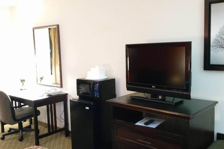 Room 12 of 51