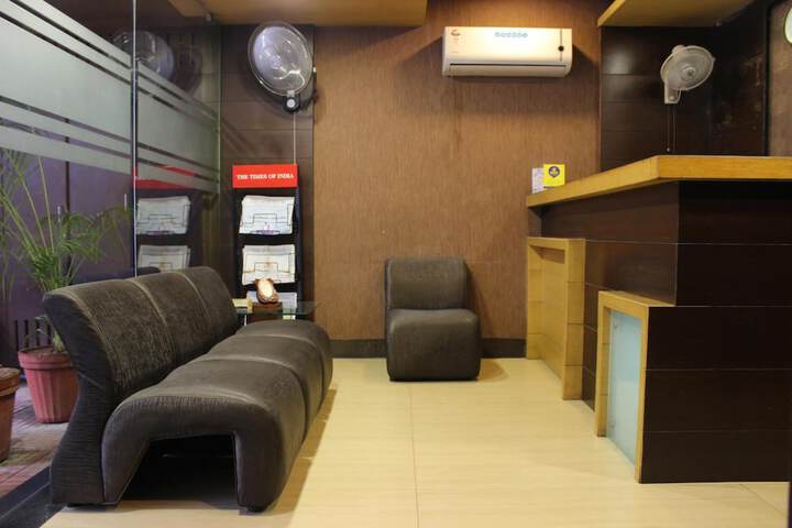 Guest Lobby