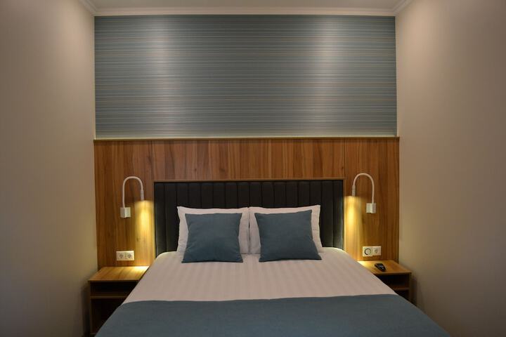 Room 28 of 66