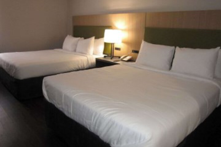 Room 18 of 36