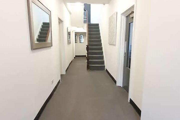 Room 15 of 23