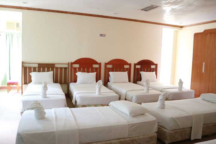 Room 21 of 45