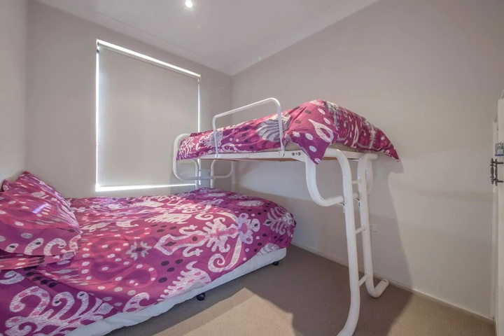 Alcheringa - Unit 3 & 4 / 32 Sandy Point Road