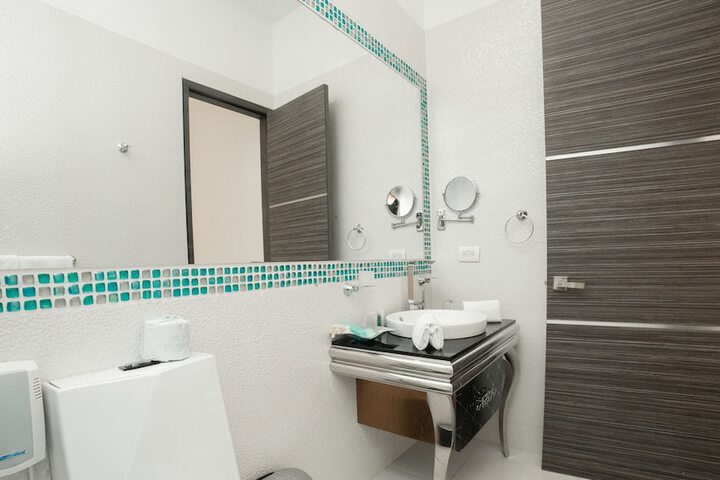 Clean Restrooms