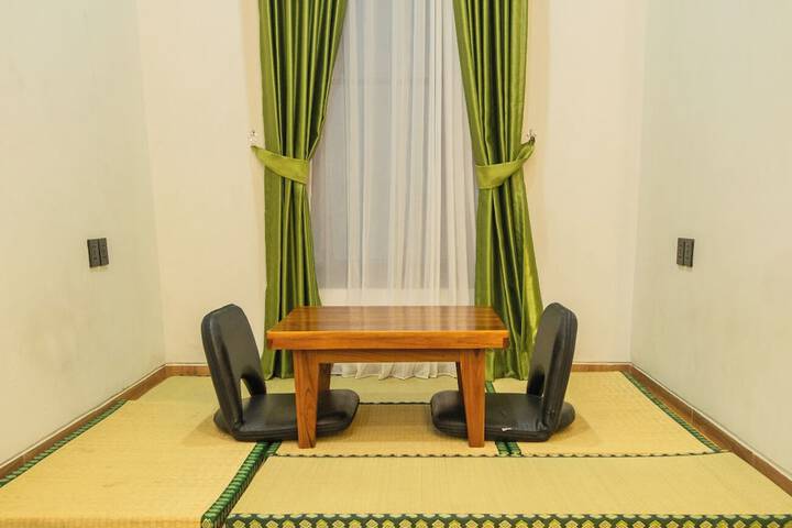 Room 14 of 50