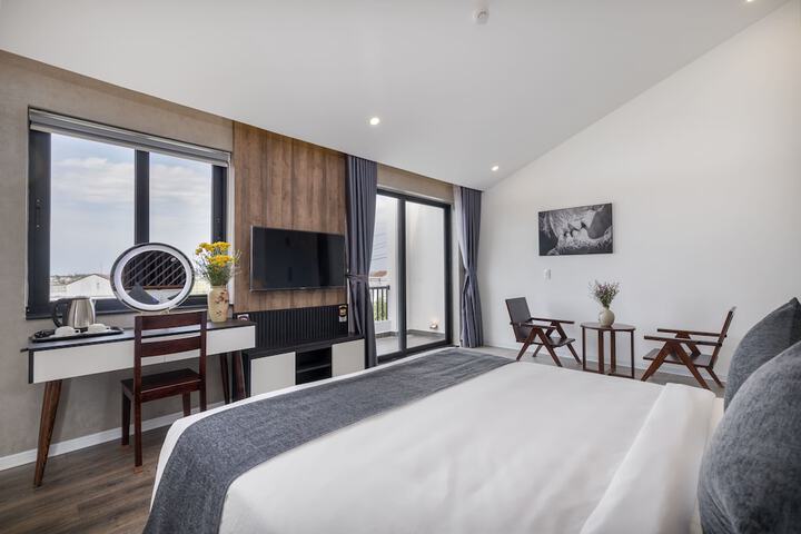 Room 21 of 108