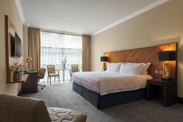 Room 32 of 113