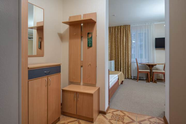 Room 11 of 75