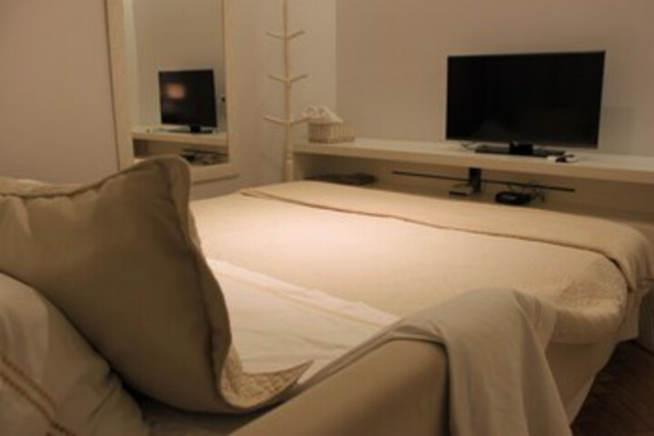Room 32 of 41