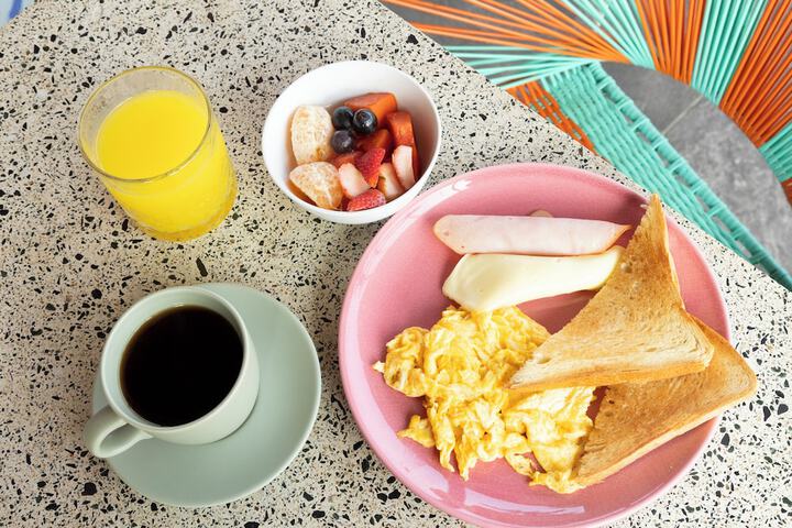 Breakfast/Coffee Service 106 of 119