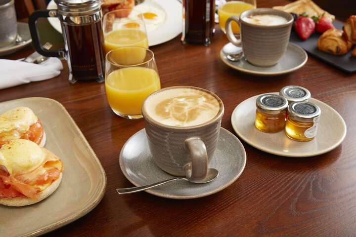 Breakfast/Coffee Service 75 of 83