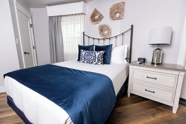 Room 10 of 62