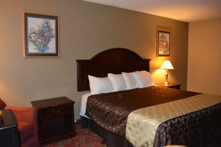 Room 32 of 63