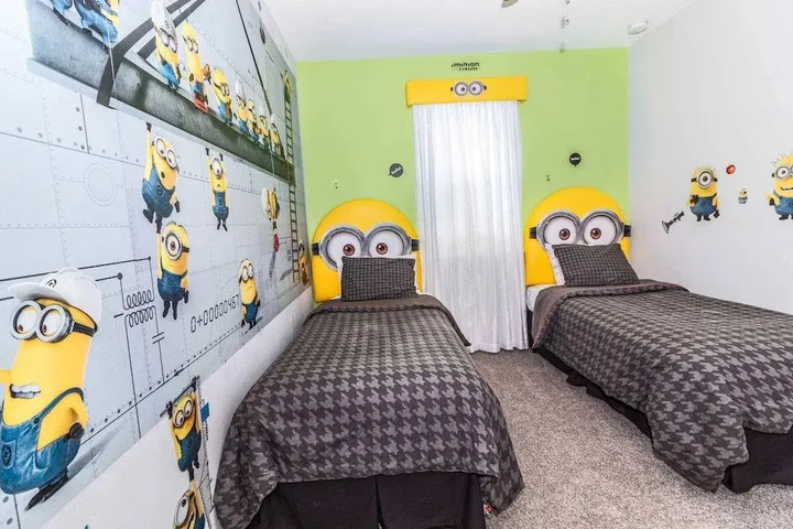 Room 2 of 13