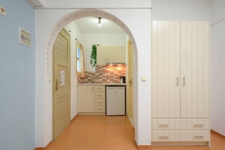 Room 20 of 32