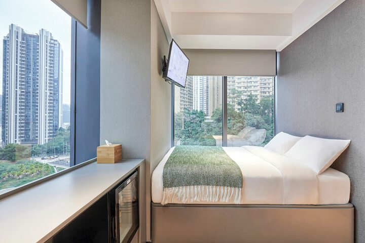 Room 58 of 80