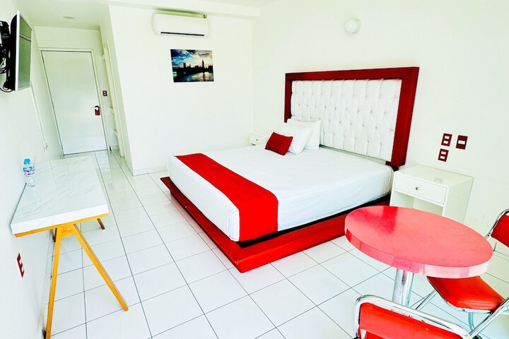 Room 13 of 41