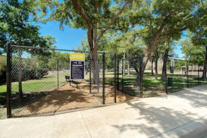 Pet-friendly amenities