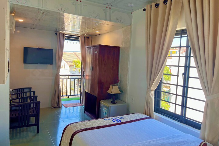 Room 54 of 153