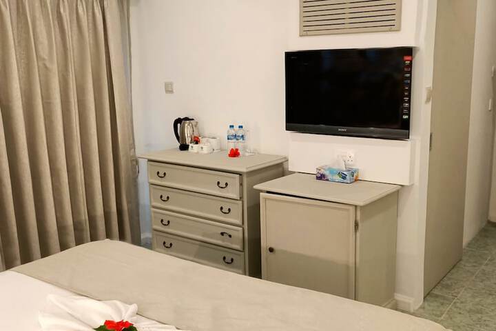 Room 17 of 50