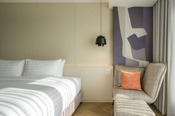 Room 22 of 53