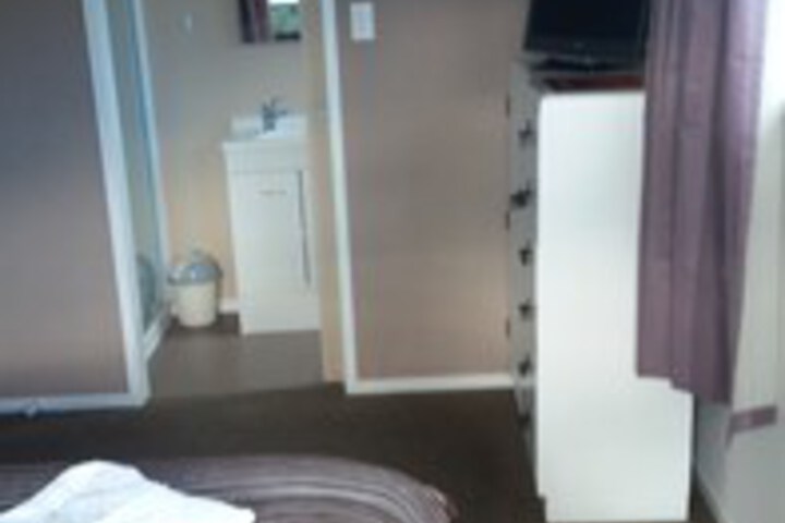 Room 15 of 26