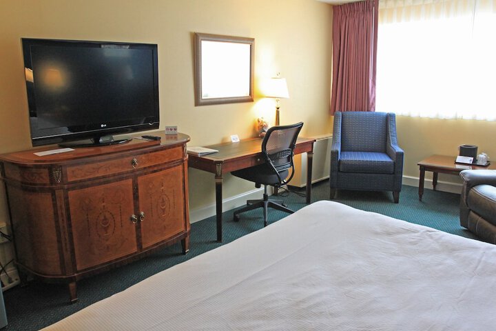 Quadruple Queen Size Bed (26 of 29)