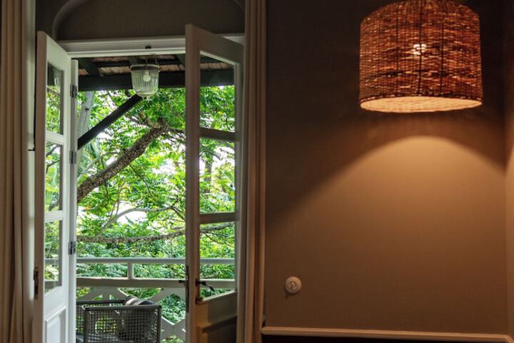 Room 8 of 44