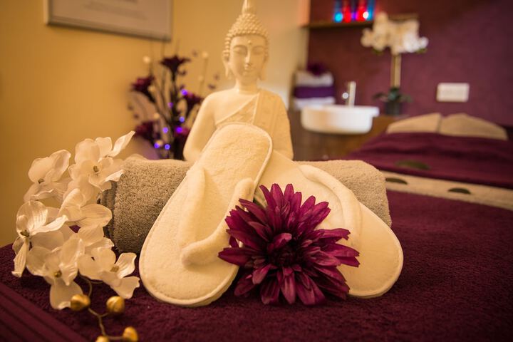 Massage Photo