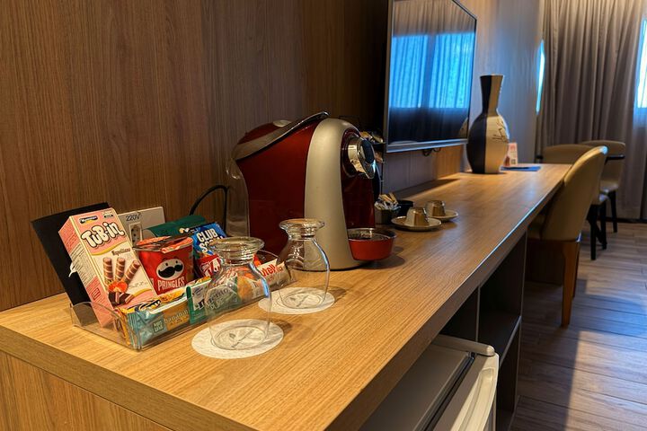 Room 40 of 132