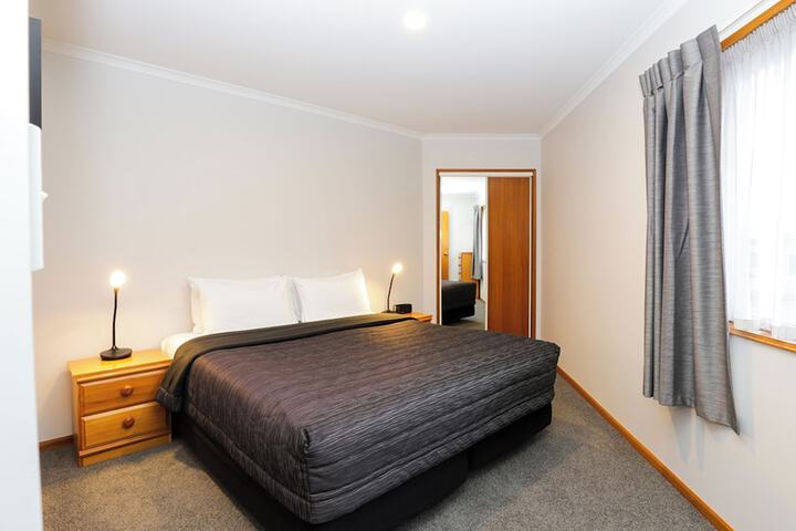 Room 7 of 51