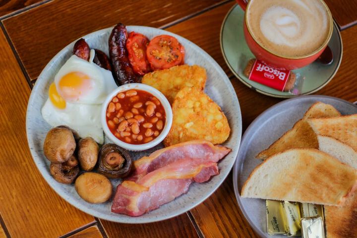 Breakfast/Coffee Service 52 of 61