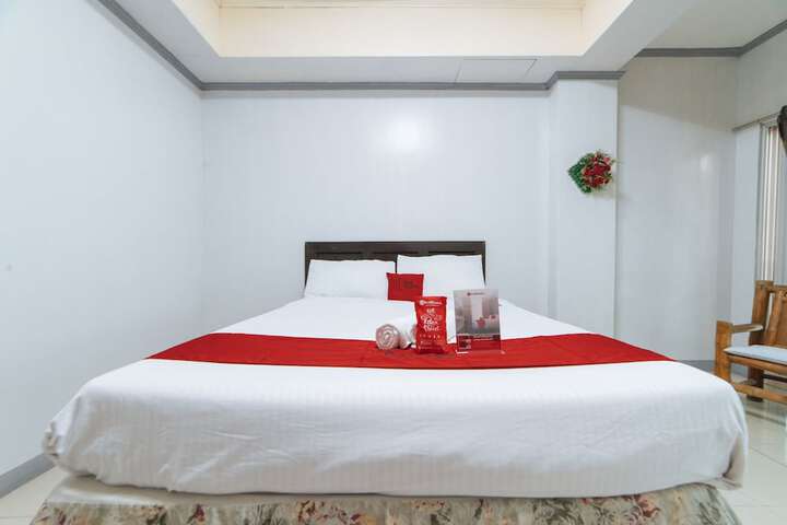 Room 9 of 23