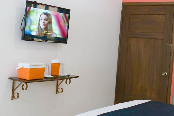 Room 4 of 52