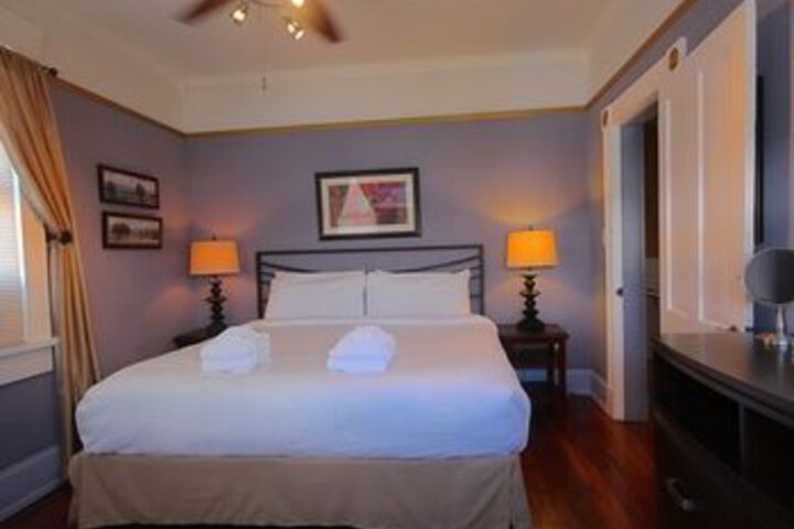 Room 46 of 137