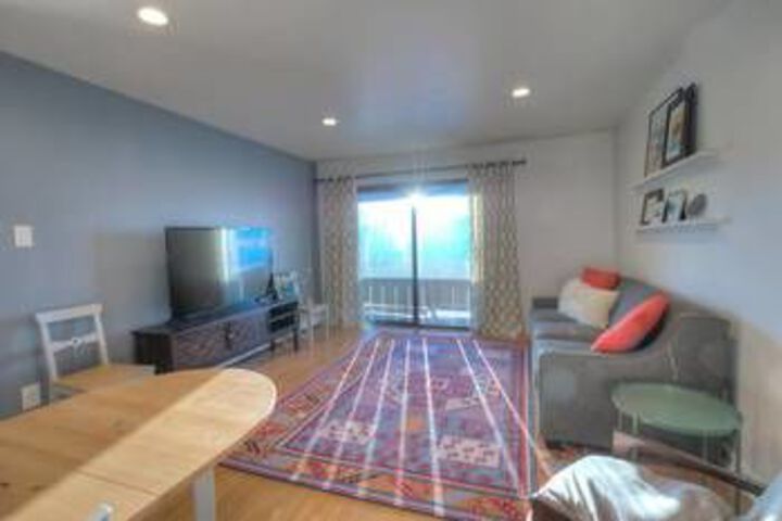 Room 12 of 20