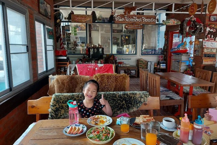 Dining 141 of 308