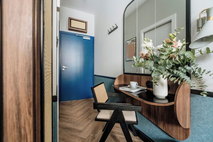 Room 46 of 224